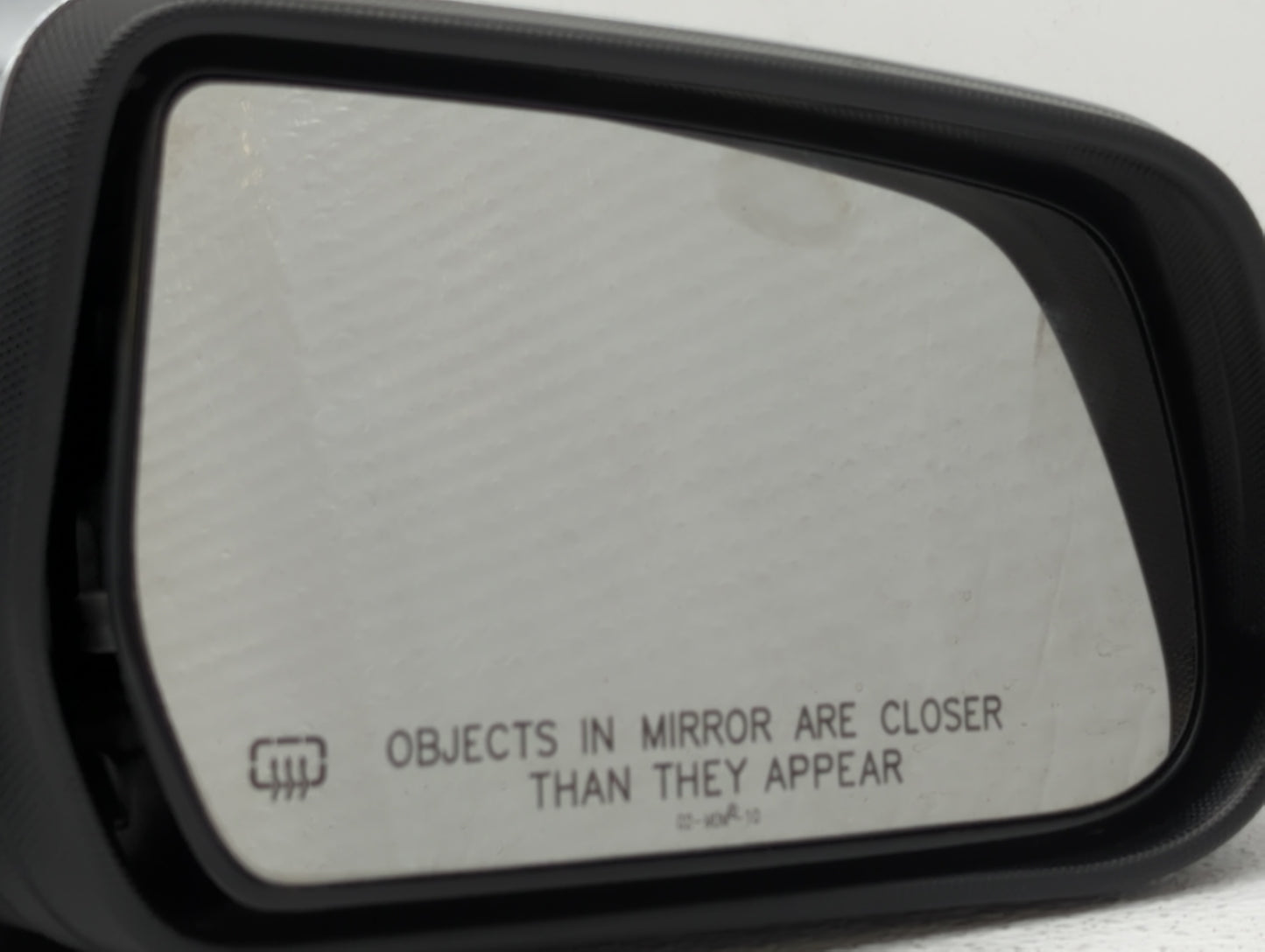 2010-2011 Chevrolet Equinox Driver Side View Mirror - Left Door Mirror OEM Used - Oemusedautoparts1.com