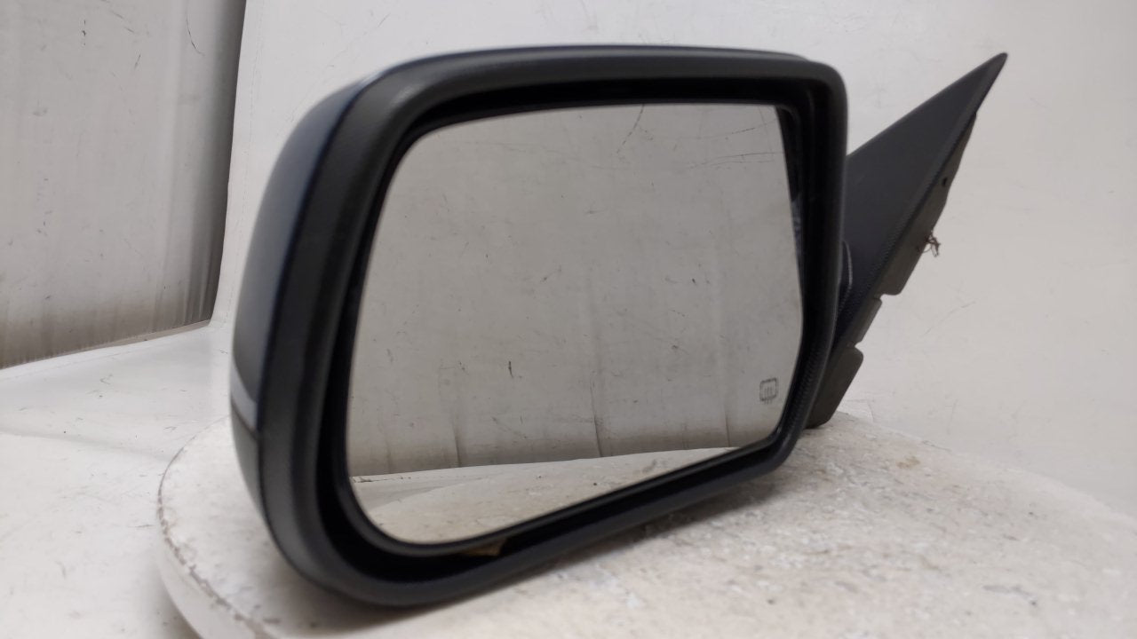 2010-2011 Chevrolet Equinox Driver Side View Mirror - Left Door Mirror OEM Used - Oemusedautoparts1.com