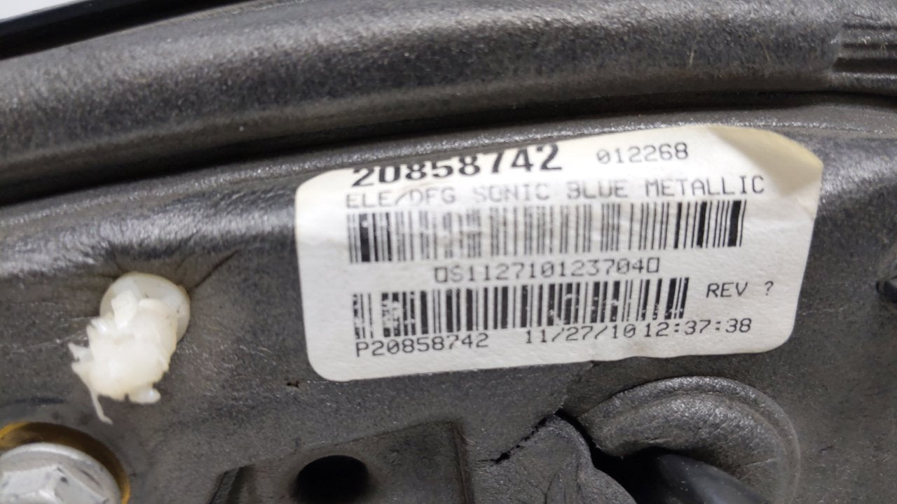 2010-2011 Chevrolet Equinox Driver Side View Mirror - Left Door Mirror OEM Used - Oemusedautoparts1.com