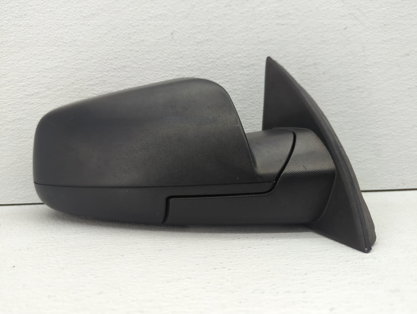 2010-2011 Chevrolet Equinox Passenger Side View Mirror - Right Door Mirror OEM Used - Oemusedautoparts1.com