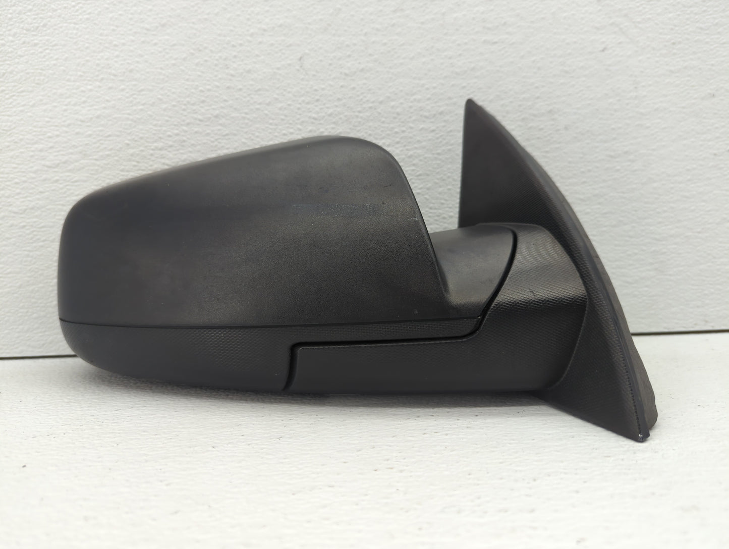 2010-2011 Chevrolet Equinox Passenger Side View Mirror - Right Door Mirror OEM Used - Oemusedautoparts1.com