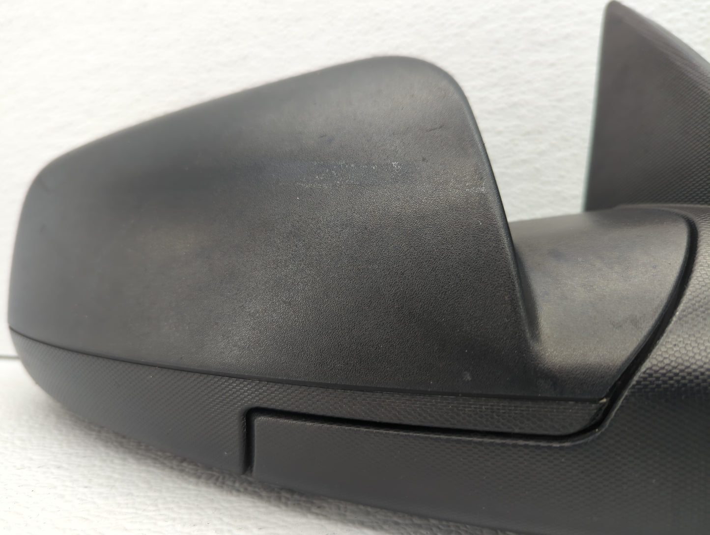 2010-2011 Chevrolet Equinox Passenger Side View Mirror - Right Door Mirror OEM Used - Oemusedautoparts1.com