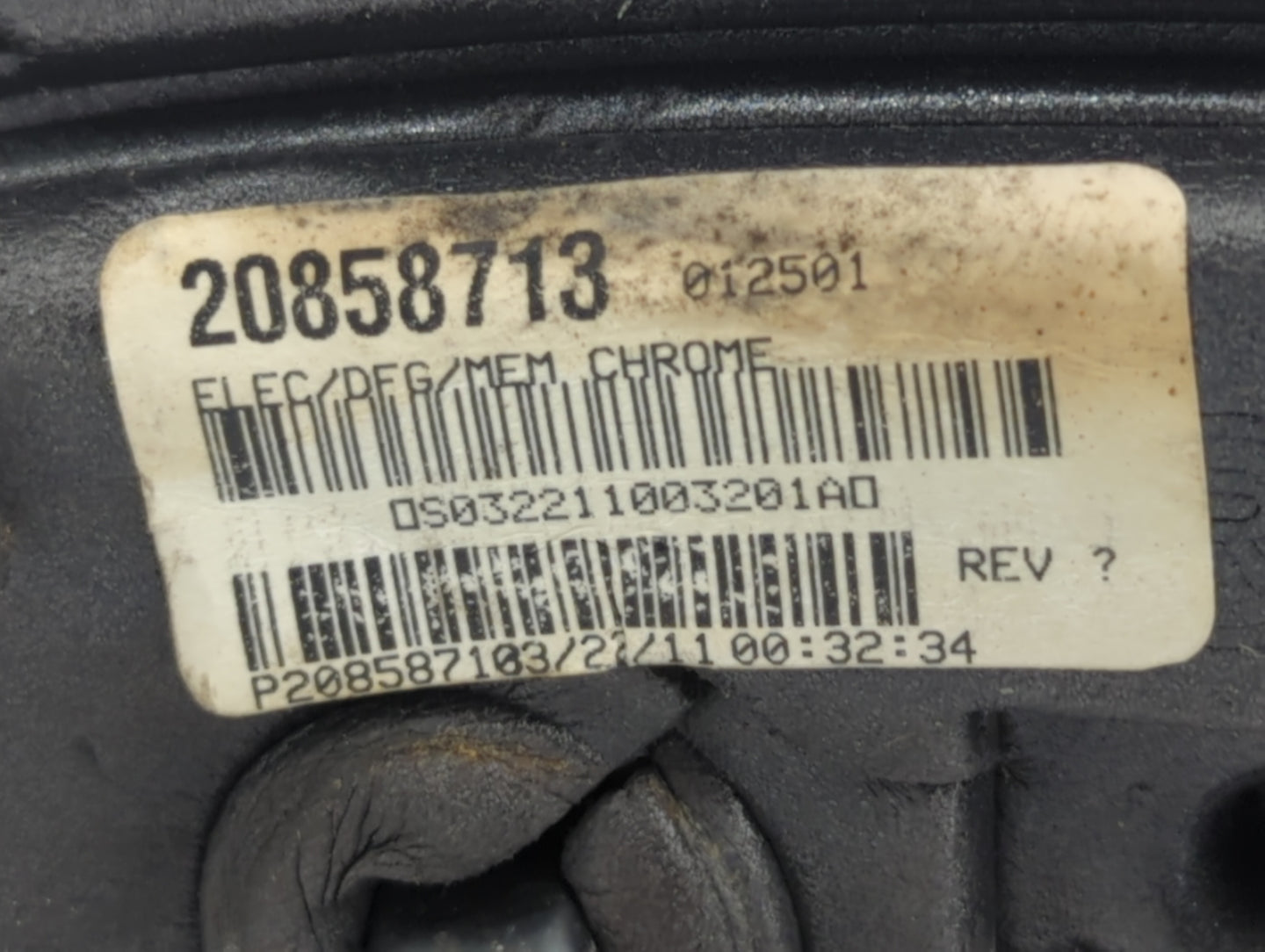 2010-2011 Chevrolet Equinox Passenger Side View Mirror - Right Door Mirror OEM Used - Oemusedautoparts1.com