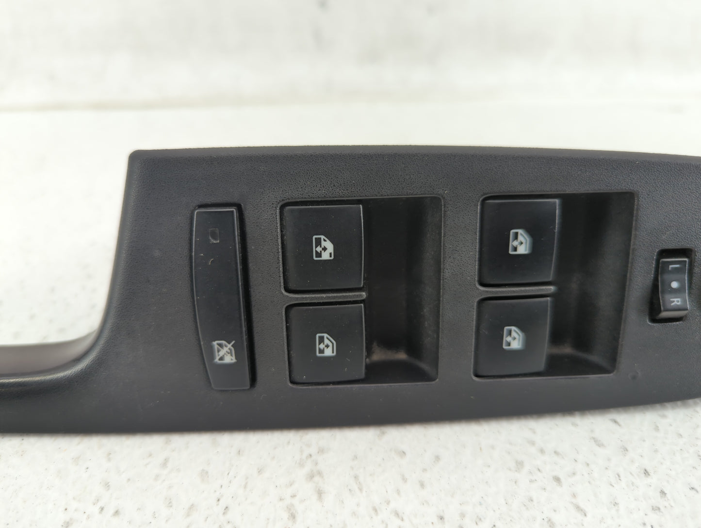 2010-2017 Chevrolet Equinox Master Power Window Switch Replacement Driver Side Left P/N:2598367 Fits OEM Used Auto Parts - O