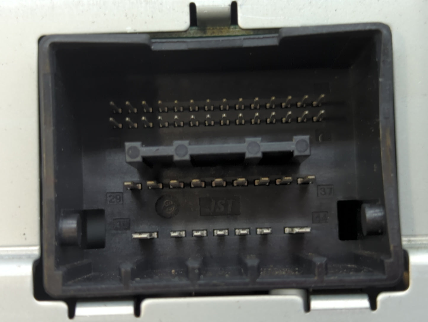 2010 Chevrolet Equinox Radio AM FM Cd Player Receiver Replacement P/N:20854719 Fits Fits 2011 OEM Used Auto Parts - Oemuseda