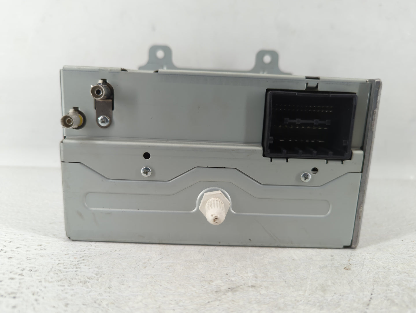 2010 Chevrolet Equinox Radio AM FM Cd Player Receiver Replacement P/N:20907419 Fits Fits 2011 OEM Used Auto Parts - Oemuseda