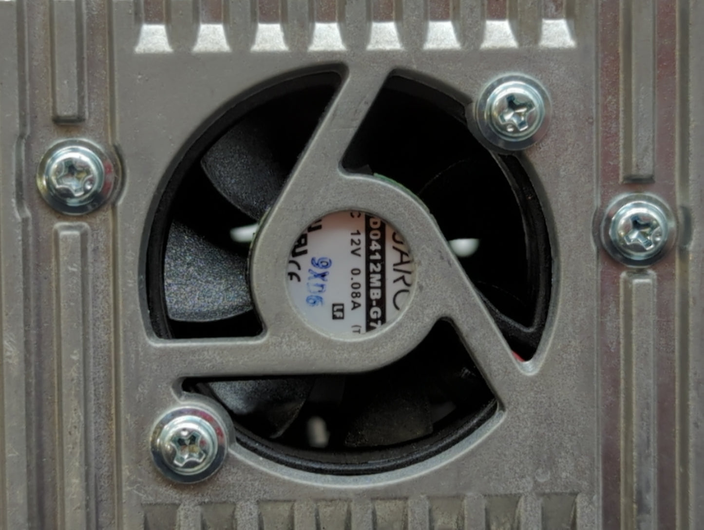 2010-2010 Chevrolet Equinox Am Fm Cd Player Radio Receiver - Oemusedautoparts1.com