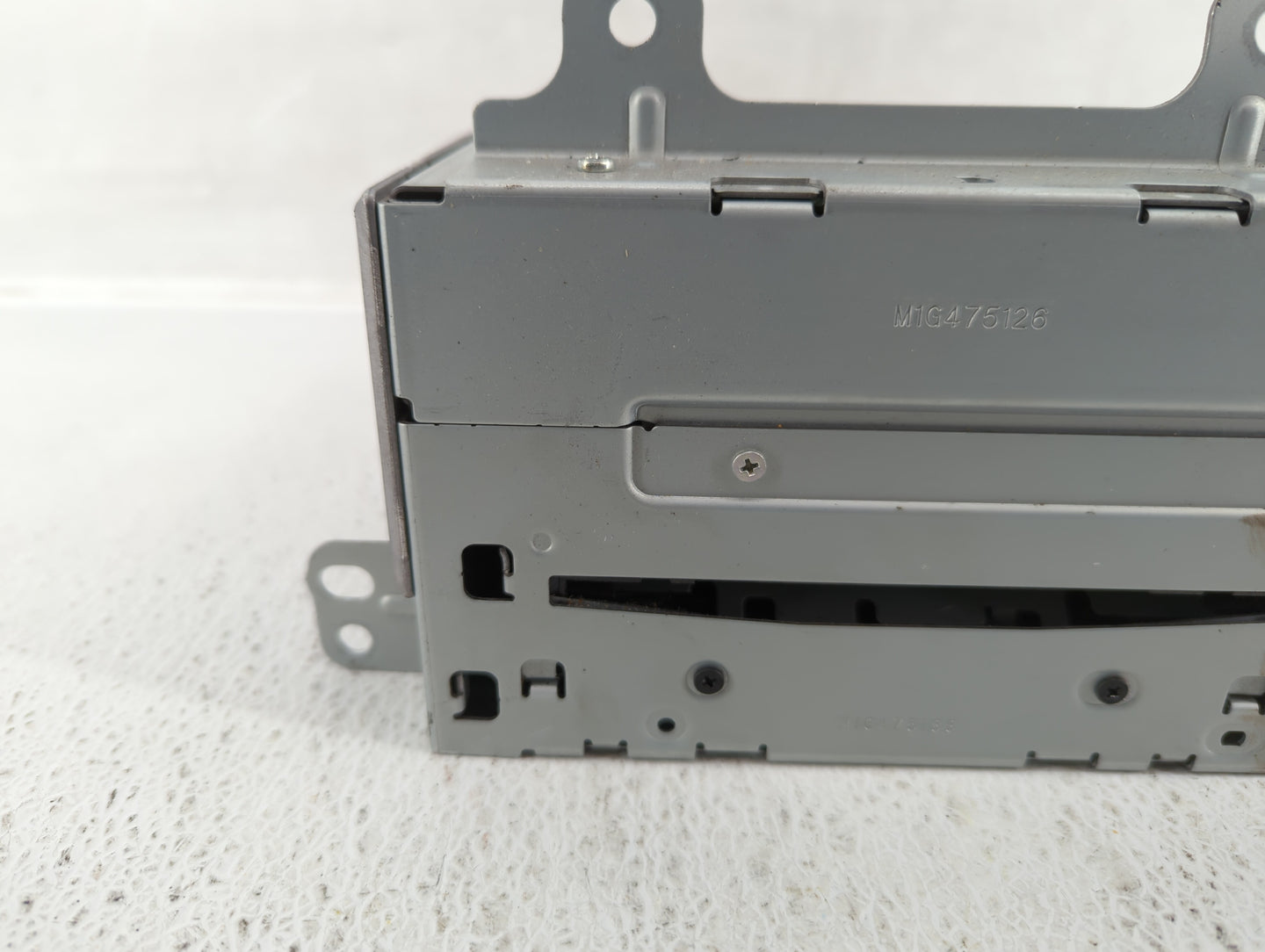 2010-2010 Chevrolet Equinox Am Fm Cd Player Radio Receiver - Oemusedautoparts1.com