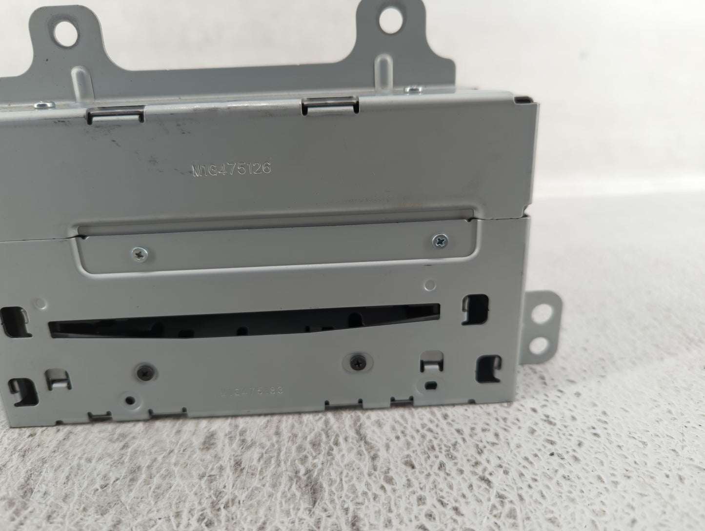 2010-2010 Chevrolet Equinox Am Fm Cd Player Radio Receiver - Oemusedautoparts1.com