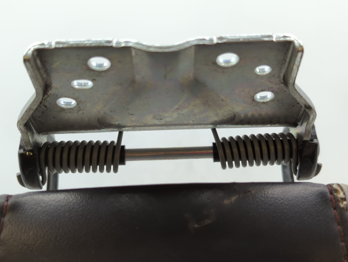 2010 Chevrolet Equinox Center Console Armrest Cover Lid - Oemusedautoparts1.com