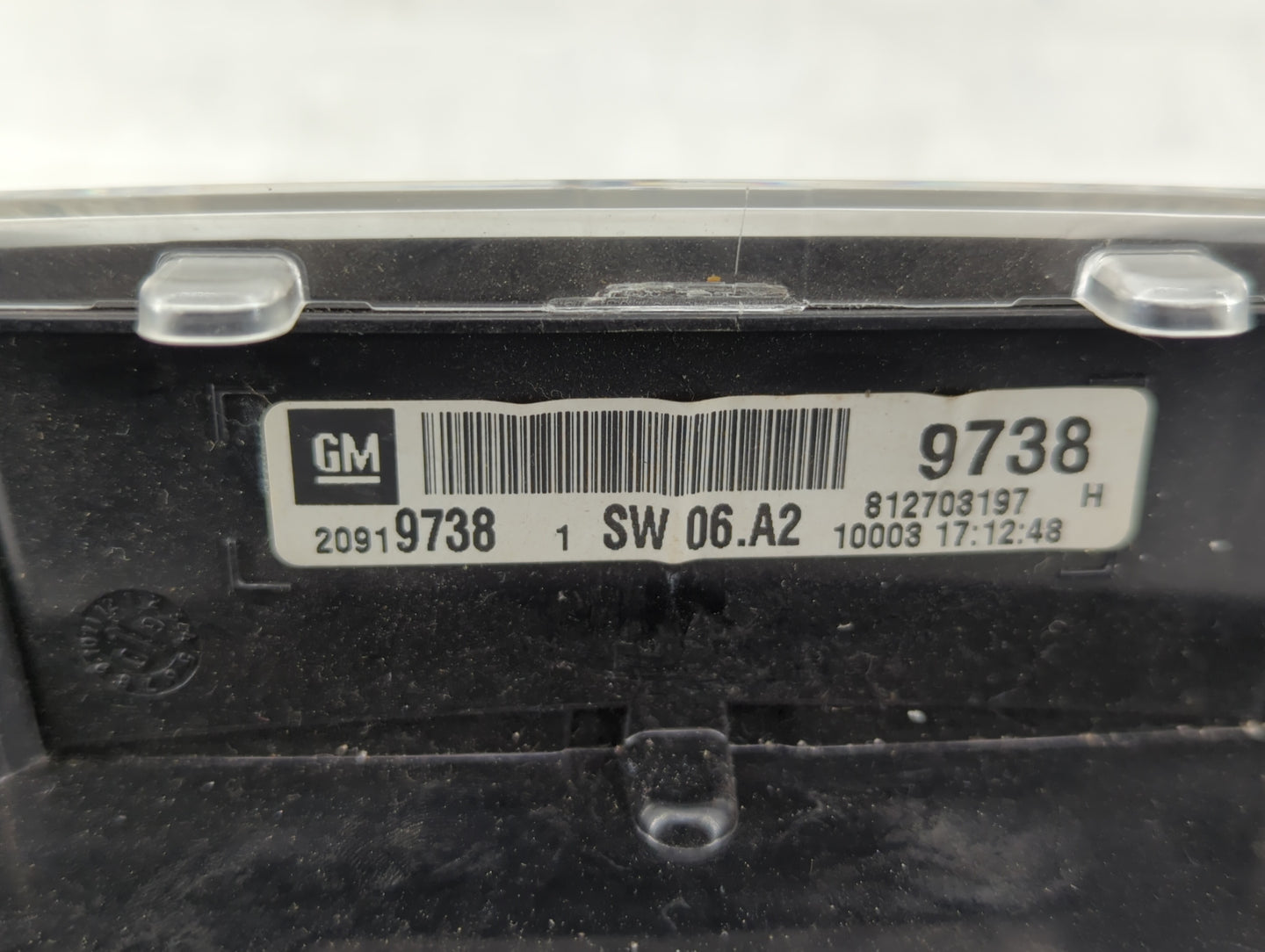 2010 Chevrolet Equinox Instrument Cluster Speedometer Gauges P/N:20919738 Fits OEM Used Auto Parts - Oemusedautoparts1.com