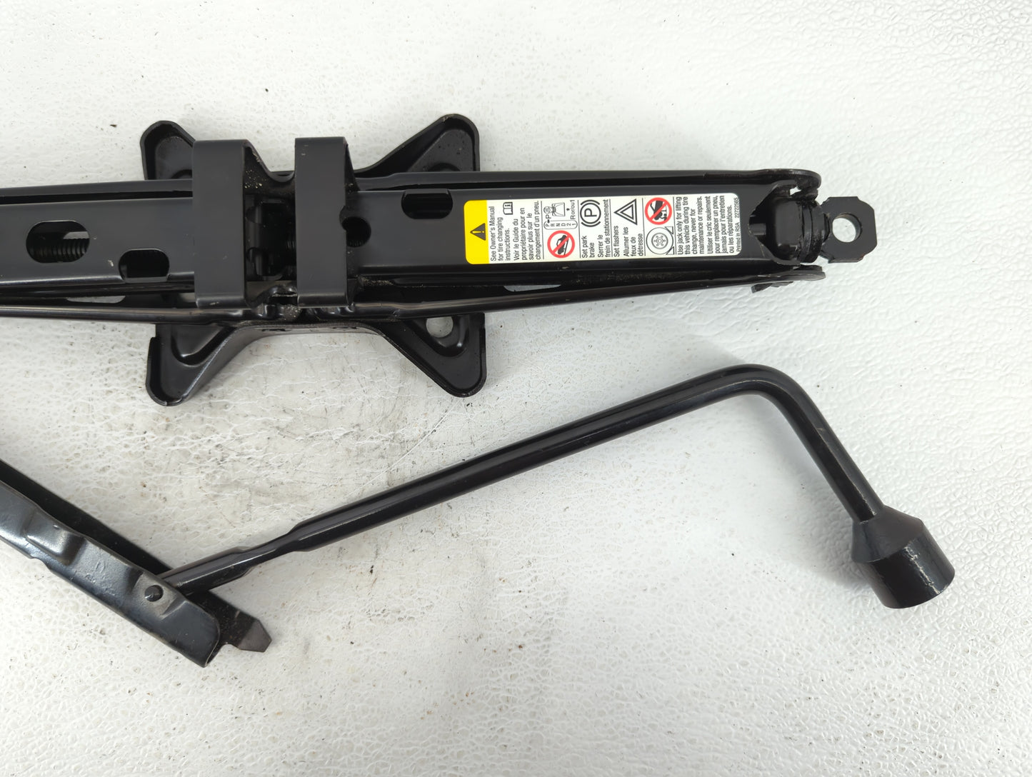 2010 Chevrolet Equinox Spare Scissor Car Jack - Oemusedautoparts1.com