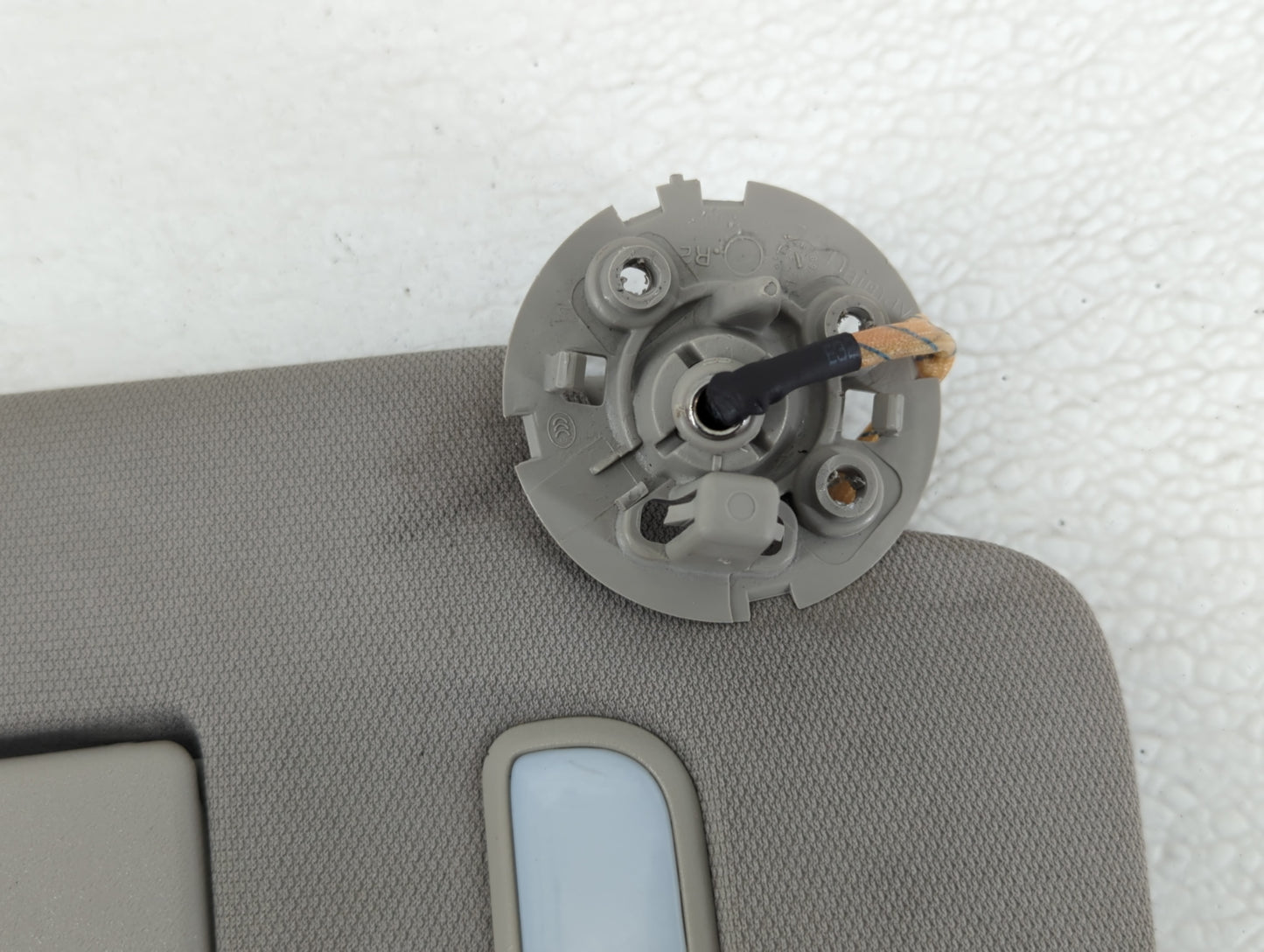 2010-2017 Chevrolet Equinox Sun Visor Shade Replacement Passenger Right Mirror Fits Fits 2010 2011 2012 2013 2014 2015 2016 