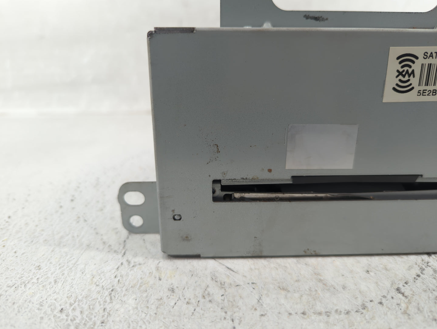 2010 Chevrolet Equinox Am Fm Cd Player Radio Receiver - Oemusedautoparts1.com