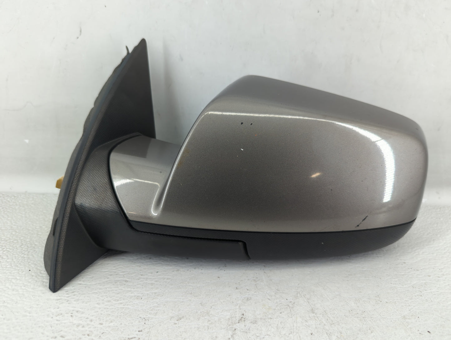 2010-2011 Chevrolet Equinox Driver Side View Mirror - Left Door Mirror OEM Used - Oemusedautoparts1.com