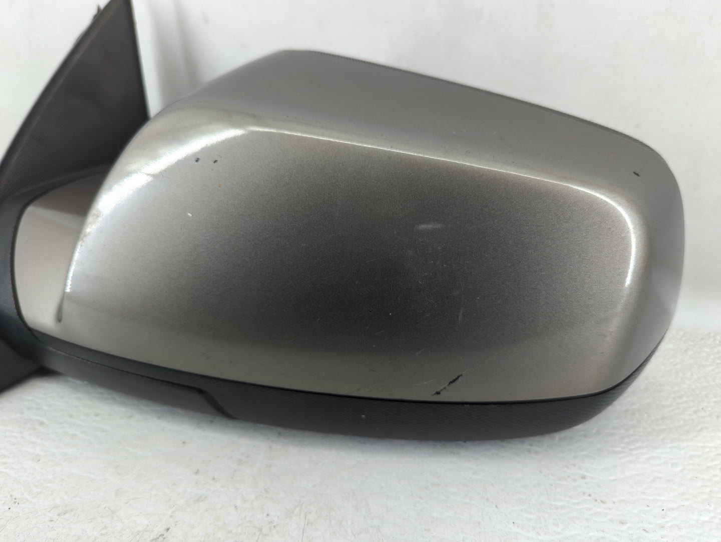 2010-2011 Chevrolet Equinox Driver Side View Mirror - Left Door Mirror OEM Used - Oemusedautoparts1.com