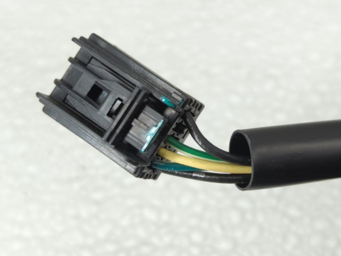 2010-2011 Chevrolet Equinox Driver Side View Mirror - Left Door Mirror OEM Used - Oemusedautoparts1.com
