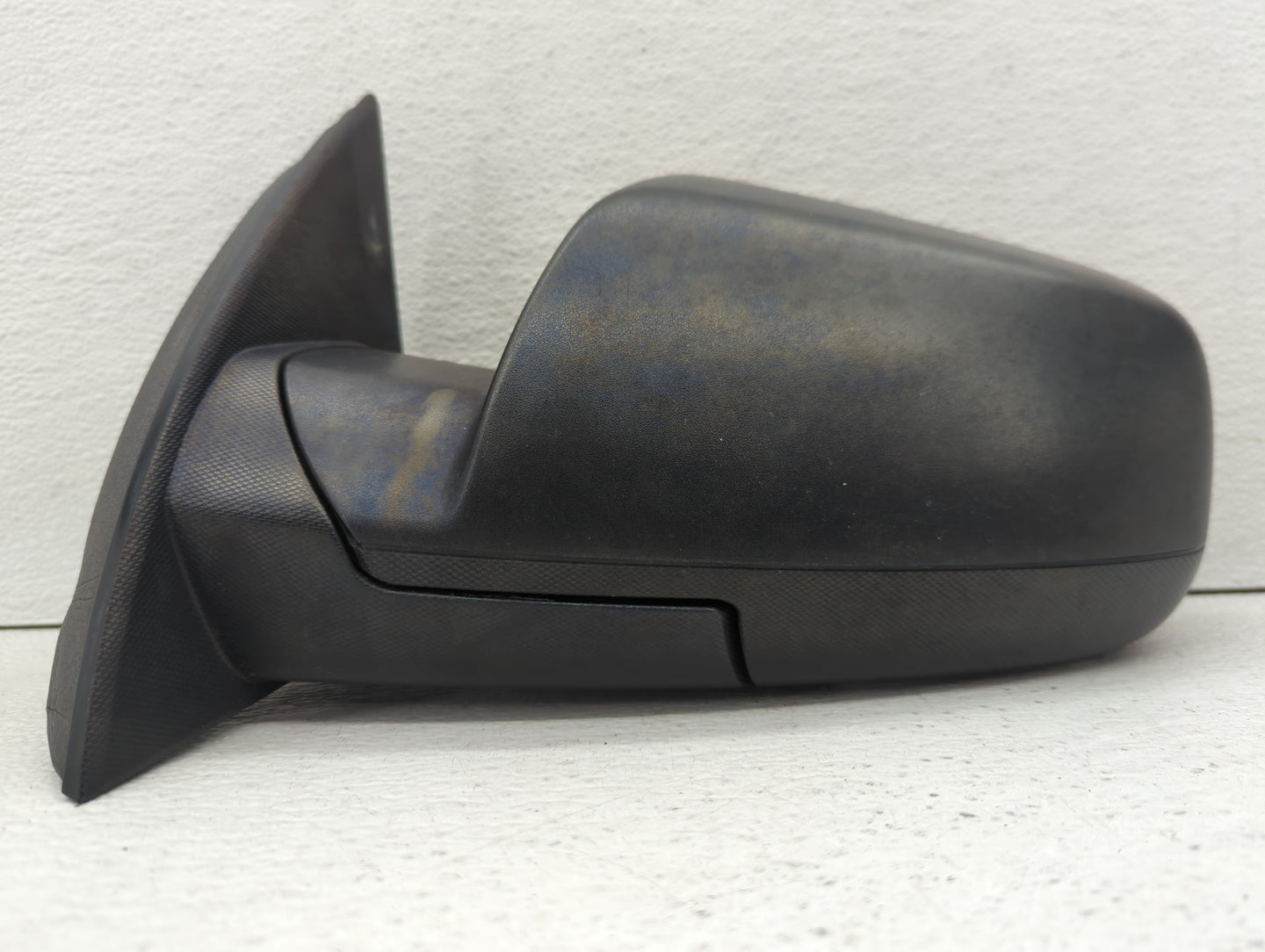 2010-2011 Chevrolet Equinox Driver Side View Mirror - Left Door Mirror OEM Used - Oemusedautoparts1.com