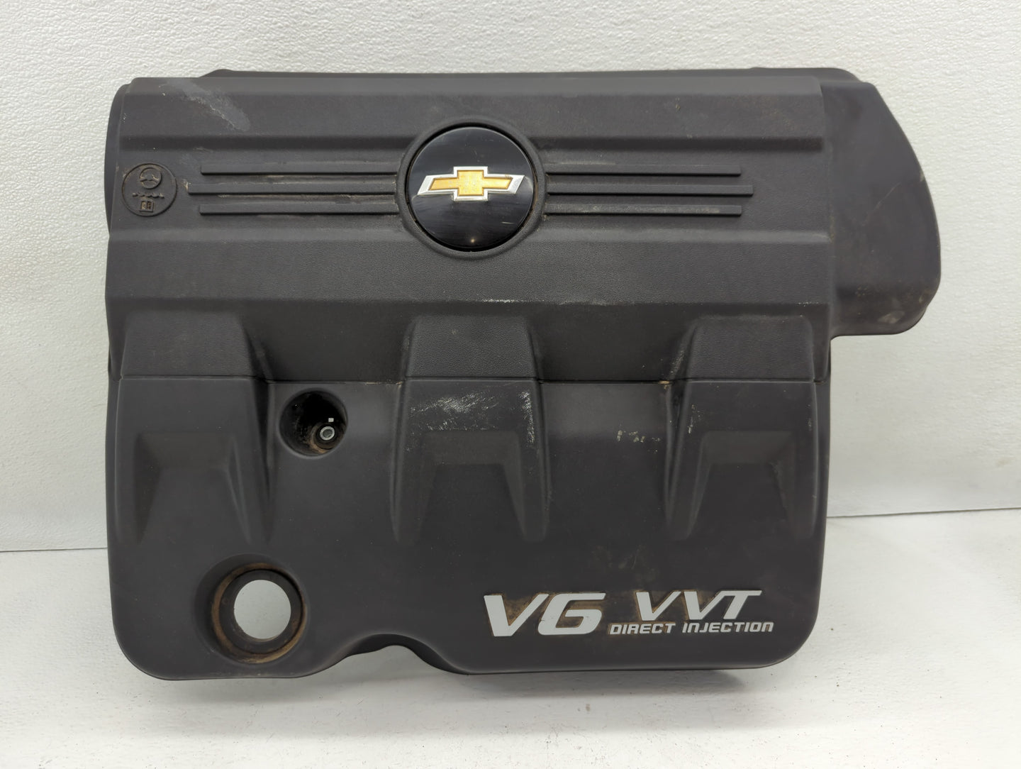 2010 Chevrolet Equinox Engine Cover - Oemusedautoparts1.com