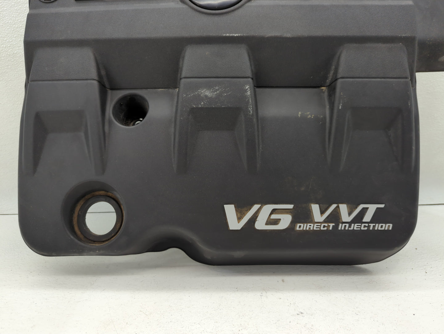 2010 Chevrolet Equinox Engine Cover - Oemusedautoparts1.com