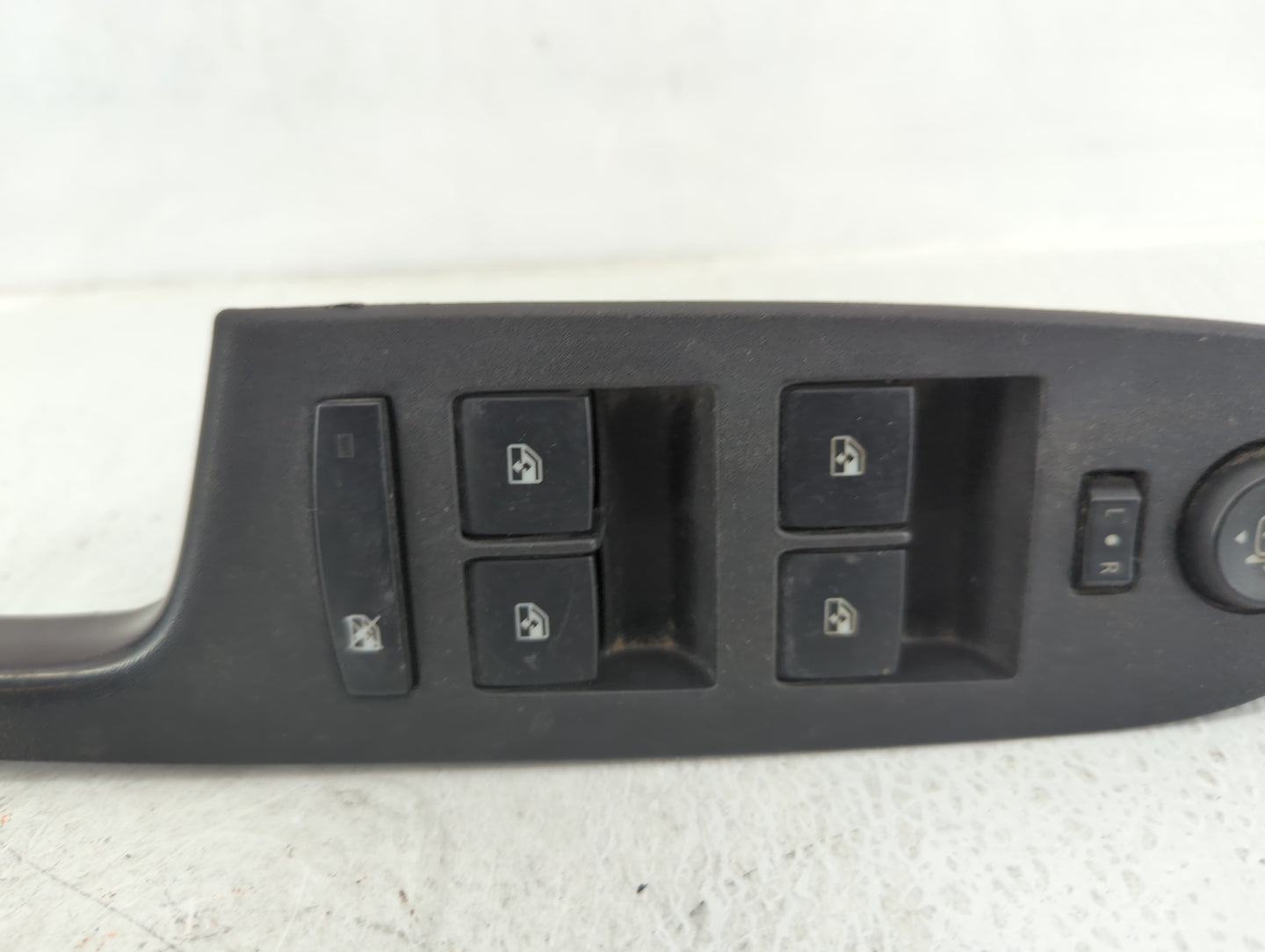 2010-2017 Chevrolet Equinox Master Power Window Switch Replacement Driver Side Left P/N:211995 Fits OEM Used Auto Parts - Oe