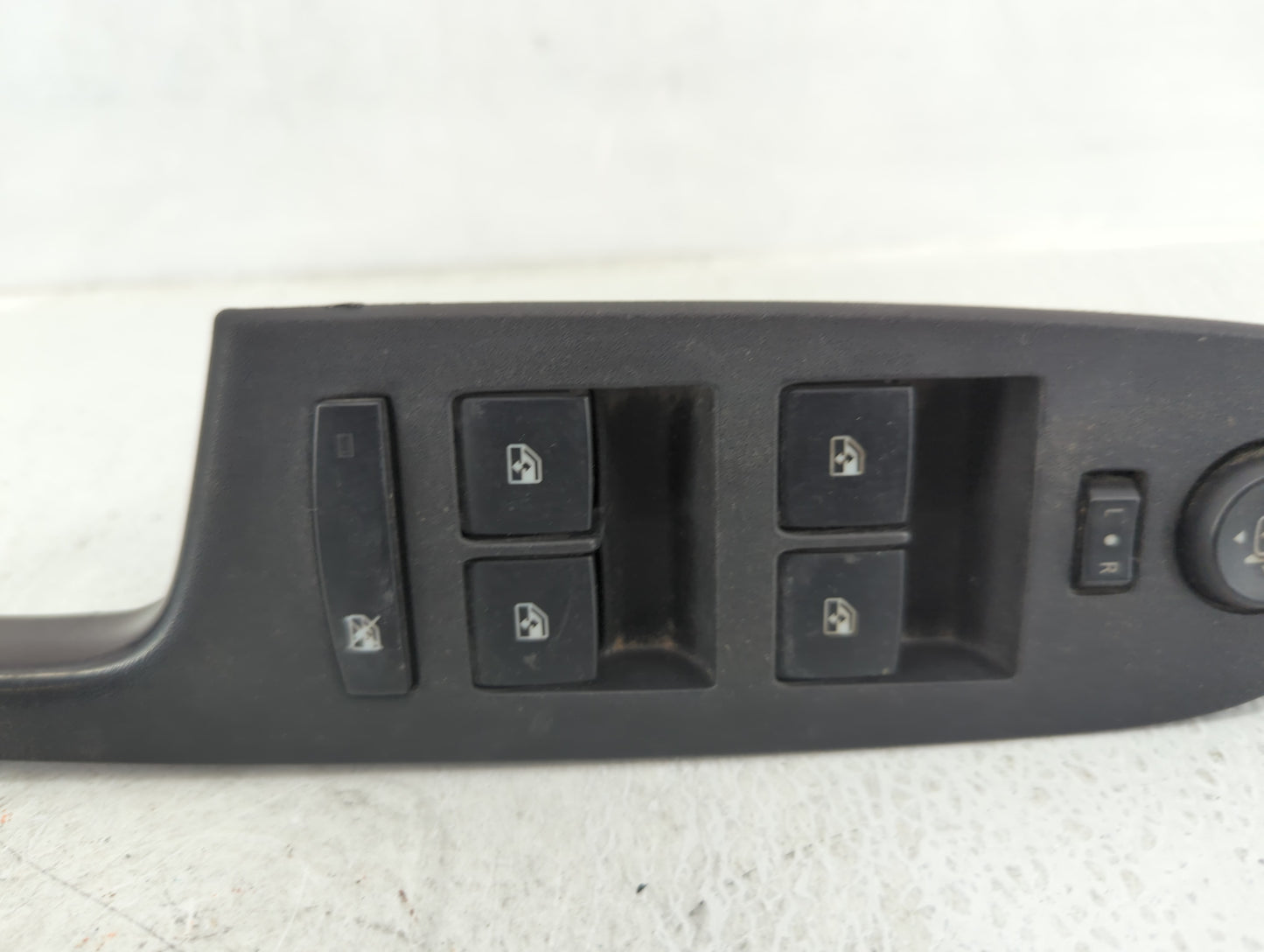 2010-2017 Chevrolet Equinox Master Power Window Switch Replacement Driver Side Left P/N:211995 Fits OEM Used Auto Parts - Oe