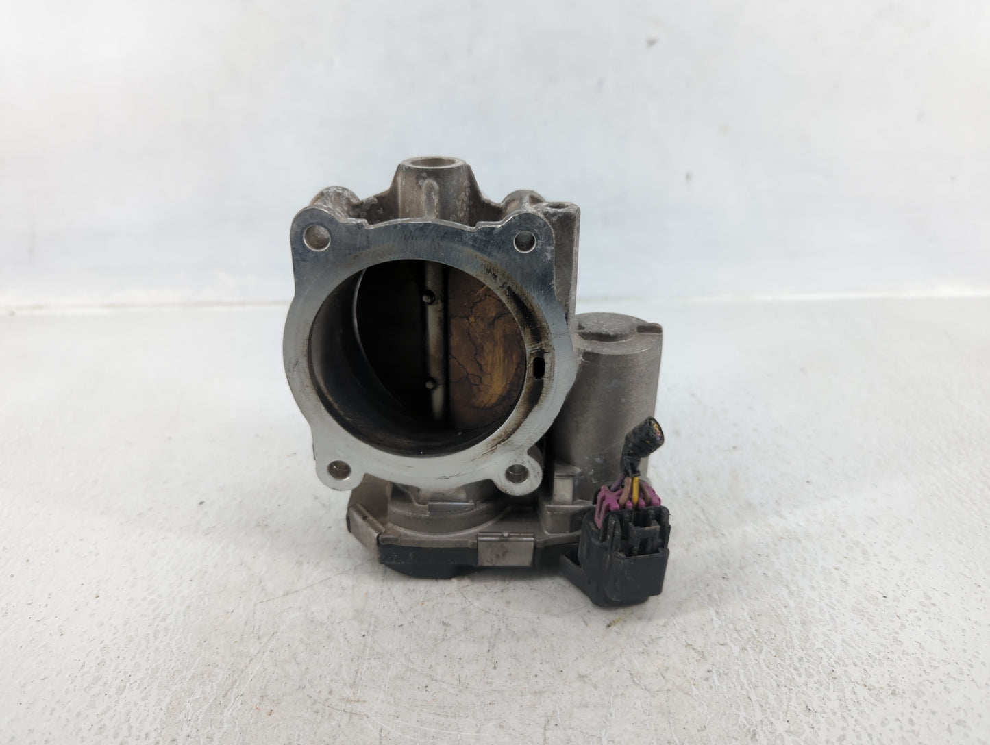 2010-2011 Chevrolet Equinox Throttle Body P/N:994AA 0836 Fits Fits 2007 2008 2009 2010 2011 2012 OEM Used Auto Parts - Oemus