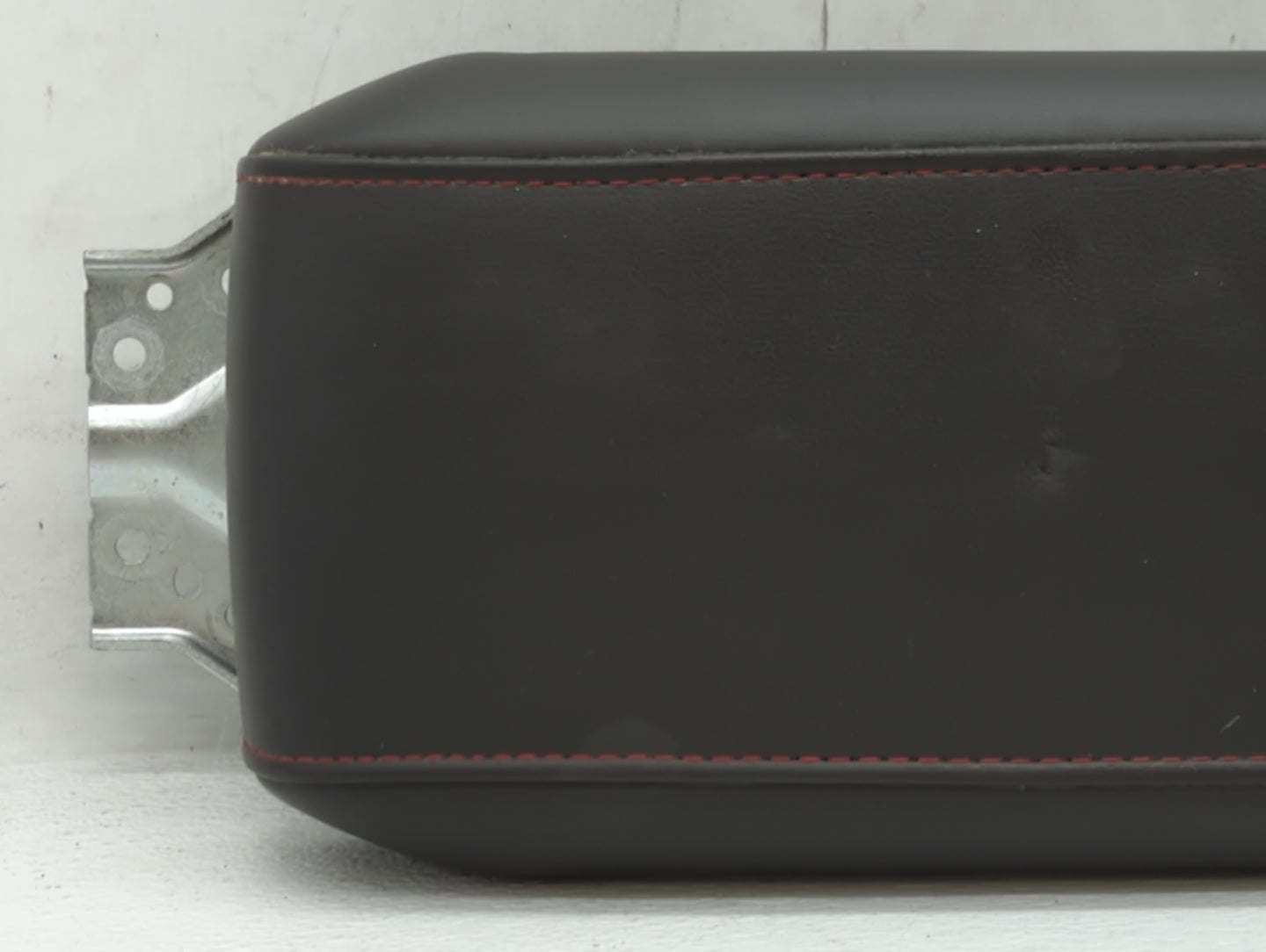 2010 Chevrolet Equinox Center Console Armrest Cover Lid Black - Oemusedautoparts1.com