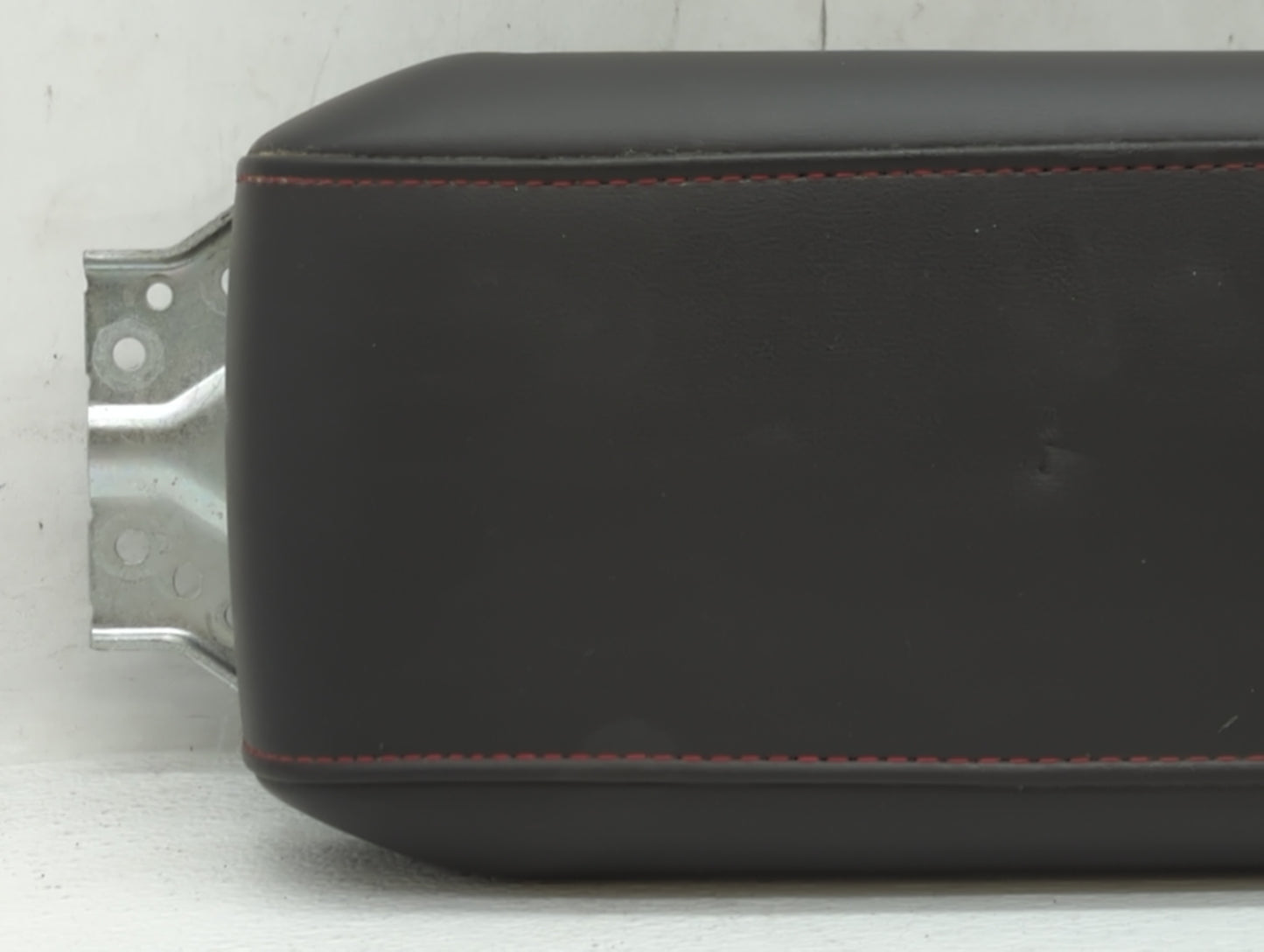 2010 Chevrolet Equinox Center Console Armrest Cover Lid Black - Oemusedautoparts1.com