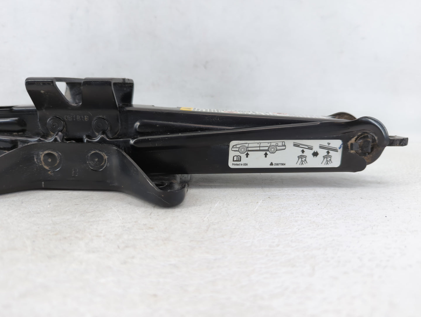2010 Chevrolet Equinox Spare Scissor Car Jack 595913 - Oemusedautoparts1.com