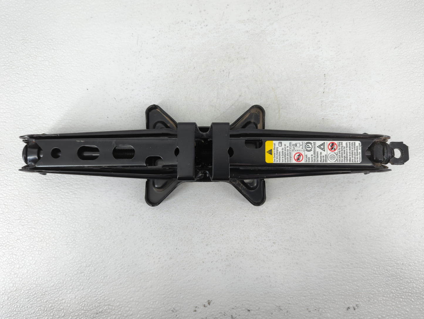 2010 Chevrolet Equinox Spare Scissor Car Jack - Oemusedautoparts1.com