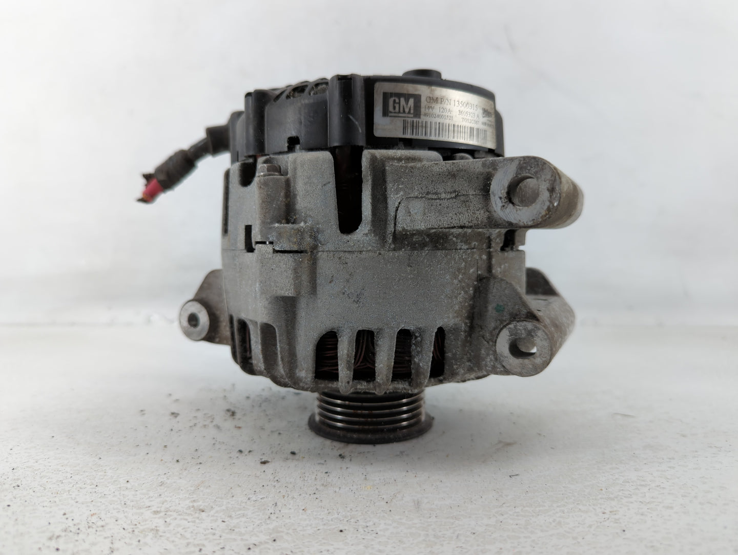 2010-2017 Chevrolet Equinox Alternator Replacement Generator Charging Assembly Engine OEM P/N:13500315 Fits OEM Used Auto Pa