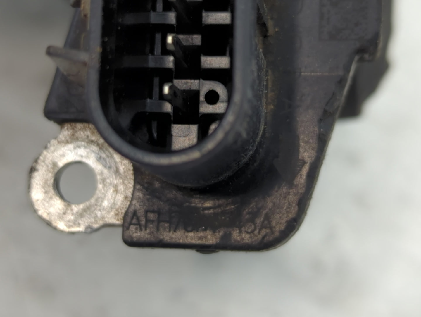 2010-2011 Chevrolet Equinox Mass Air Flow Meter Maf - Oemusedautoparts1.com