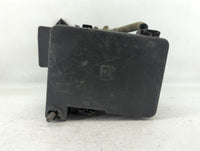 2010 Chevrolet Equinox Fusebox Fuse Box Panel Relay Module P/N:13717824 2084337 01 Fits OEM Used Auto Parts - Oemusedautopar