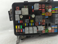 2010 Chevrolet Equinox Fusebox Fuse Box Panel Relay Module P/N:13717824 2084337 01 Fits OEM Used Auto Parts - Oemusedautopar
