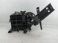 2010 Chevrolet Equinox Fusebox Fuse Box Panel Relay Module P/N:13717824 2084337 01 Fits OEM Used Auto Parts - Oemusedautopar