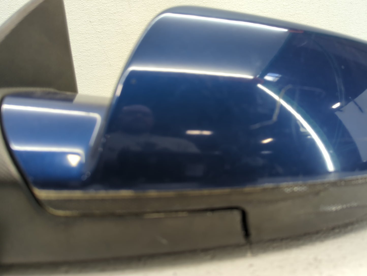2010-2011 Chevrolet Equinox Driver Side View Mirror - Left Door Mirror OEM Used - Oemusedautoparts1.com