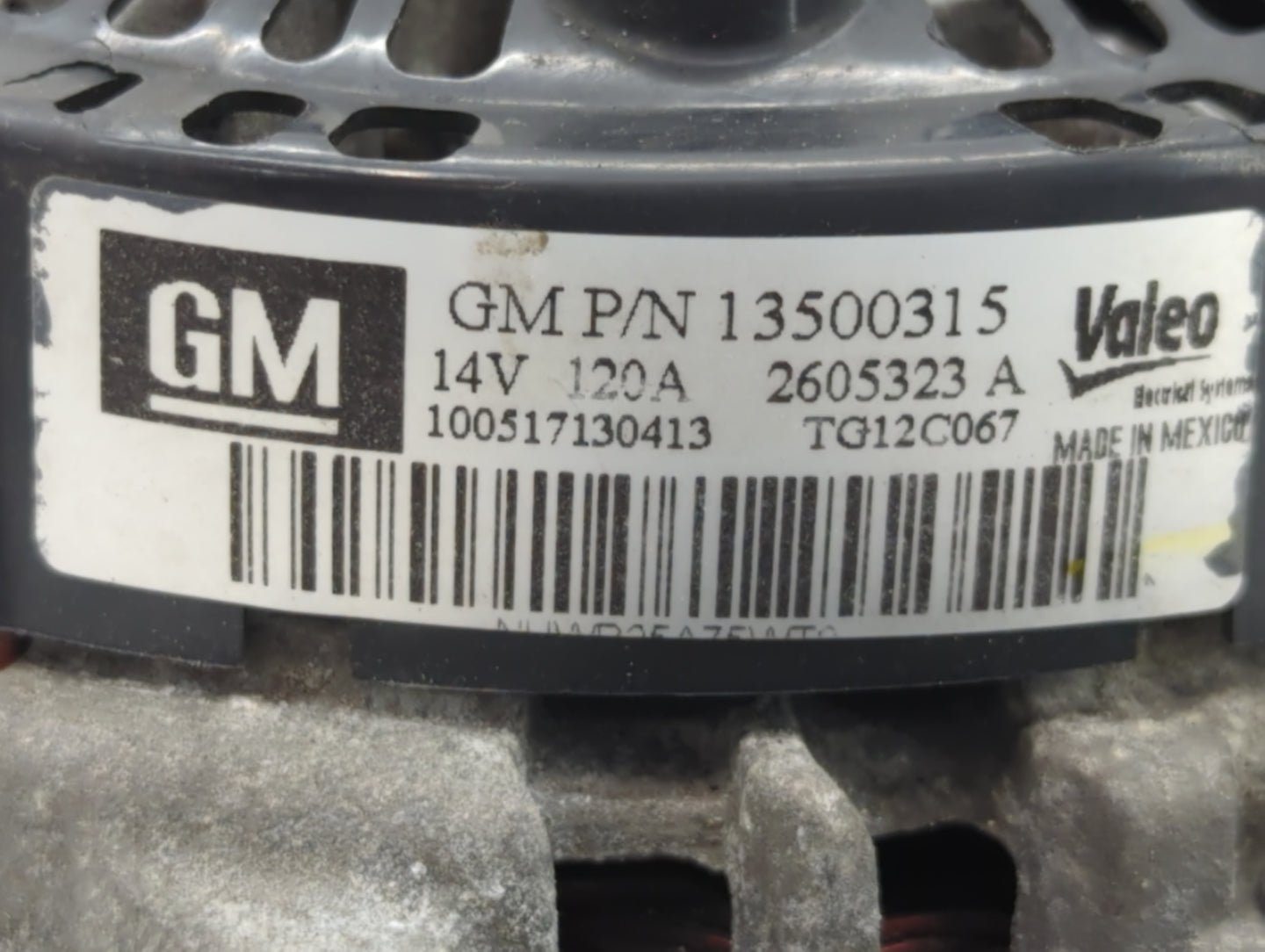 2010-2017 Chevrolet Equinox Alternator Replacement Generator Charging Assembly Engine OEM P/N:2605323 A 13500315 Fits OEM Us