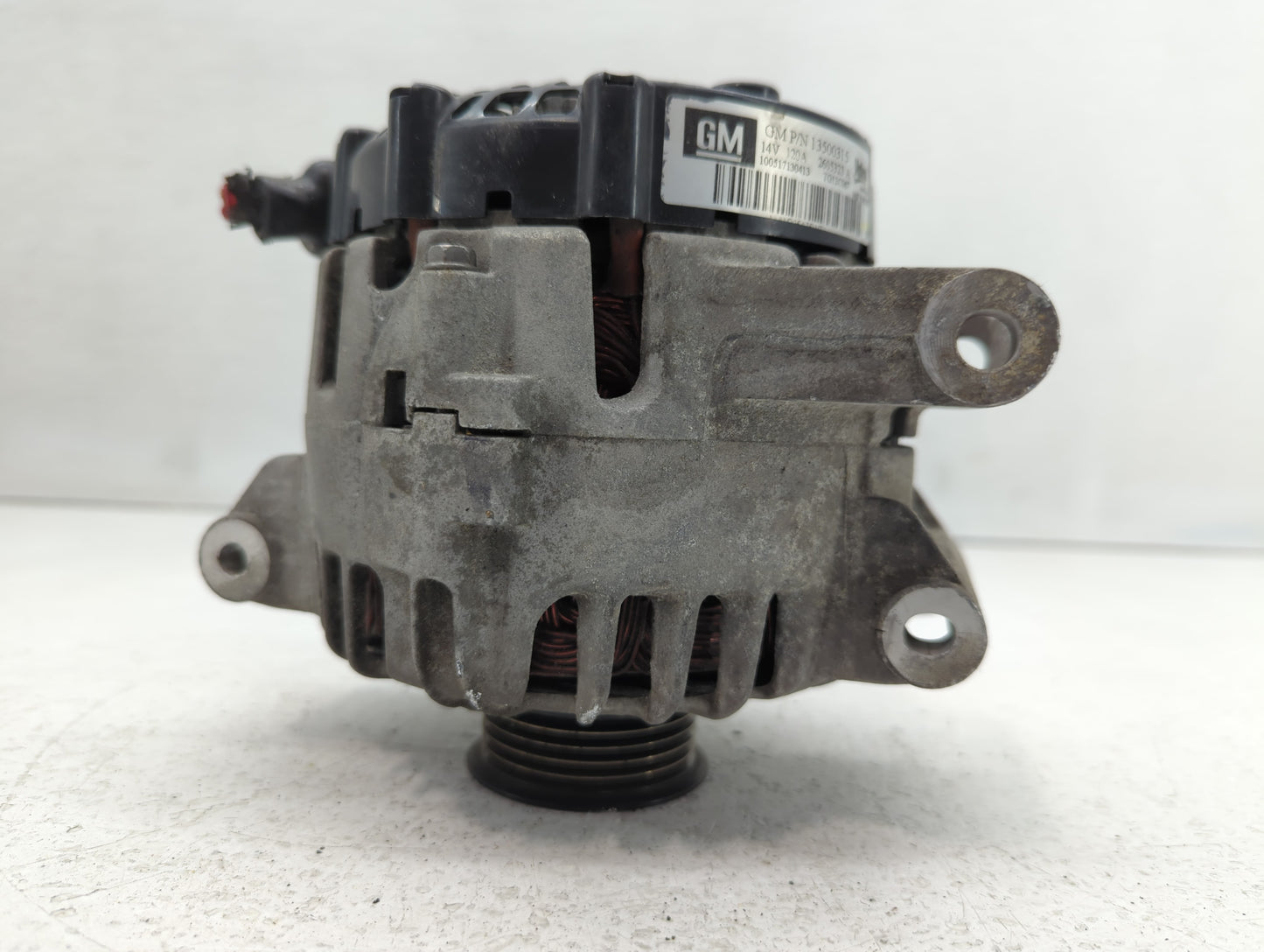 2010-2017 Chevrolet Equinox Alternator Replacement Generator Charging Assembly Engine OEM P/N:2605323 A 13500315 Fits OEM Us