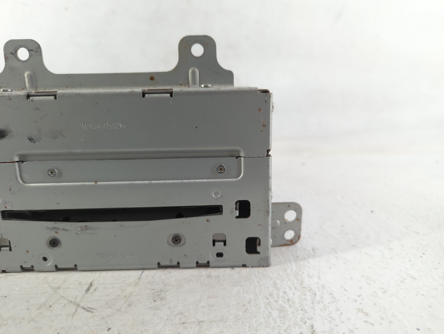 2010-2010 Chevrolet Equinox Am Fm Cd Player Radio Receiver - Oemusedautoparts1.com