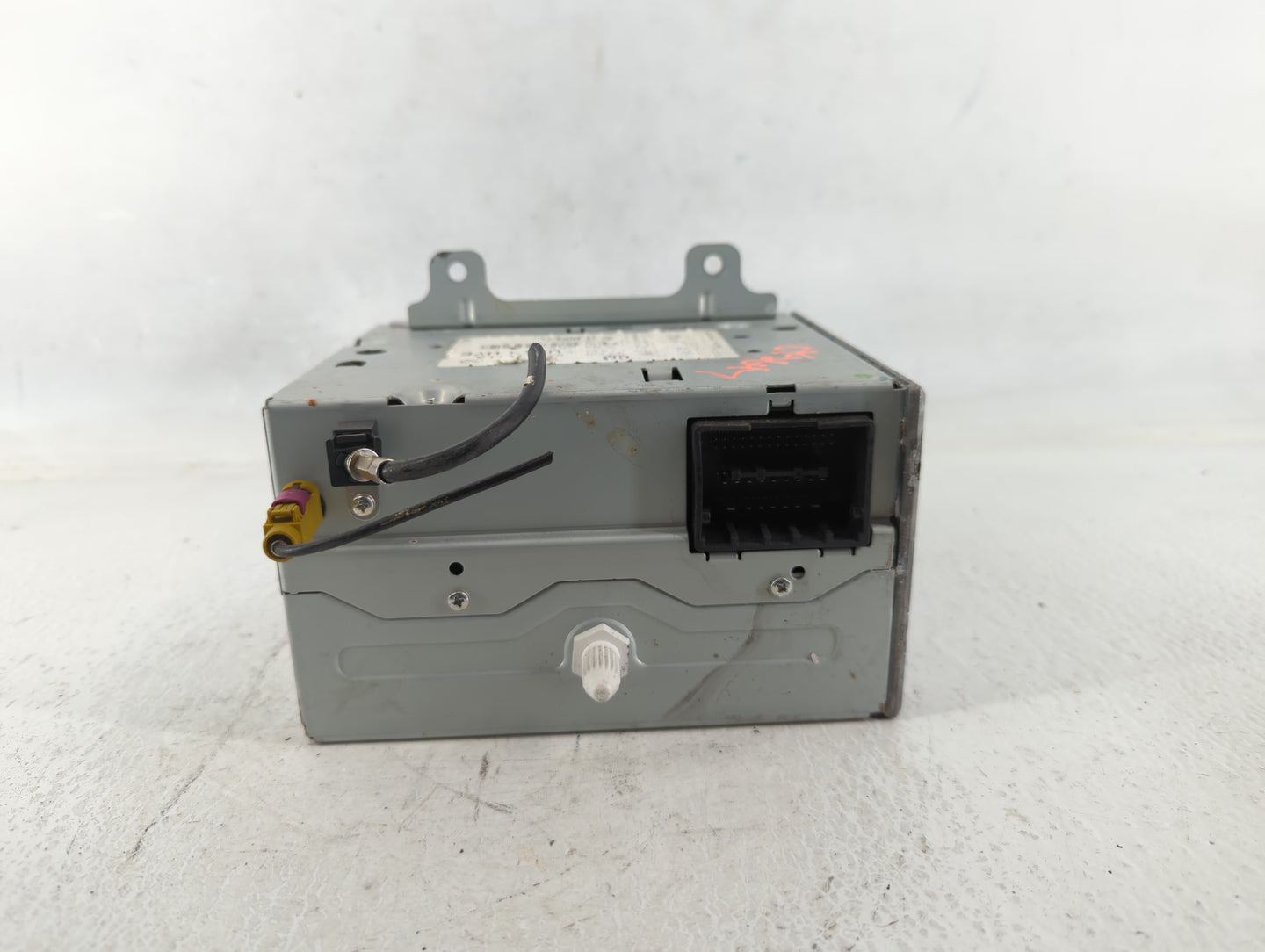 2010-2010 Chevrolet Equinox Am Fm Cd Player Radio Receiver - Oemusedautoparts1.com