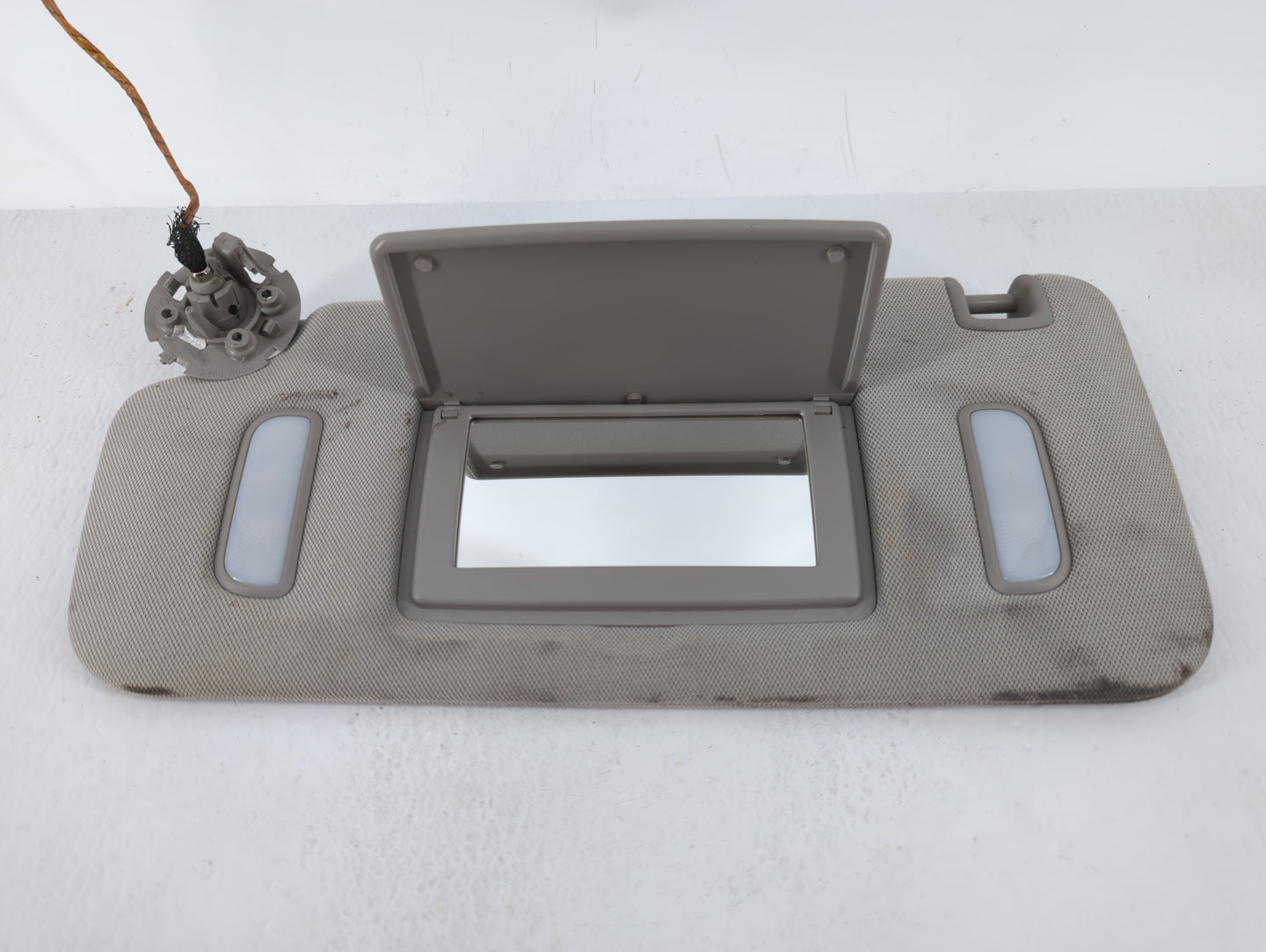 2010-2017 Chevrolet Equinox Sun Visor Shade Replacement Driver Left Mirror Fits Fits 2010 2011 2012 2013 2014 2015 2016 2017