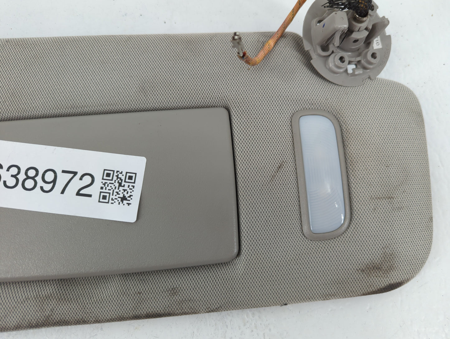 2010-2017 Chevrolet Equinox Sun Visor Shade Replacement Passenger Right Mirror Fits Fits 2010 2011 2012 2013 2014 2015 2016 