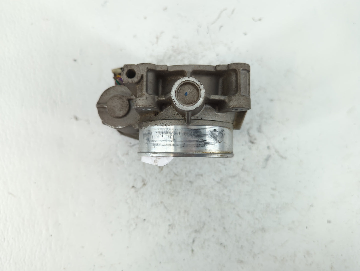 2010-2011 Chevrolet Equinox Throttle Body P/N:AA994AA8523C Fits Fits 2007 2008 2009 2010 2011 2012 OEM Used Auto Parts - Oem