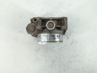 2010-2011 Chevrolet Equinox Throttle Body P/N:AA994AA8523C Fits Fits 2007 2008 2009 2010 2011 2012 OEM Used Auto Parts - Oem