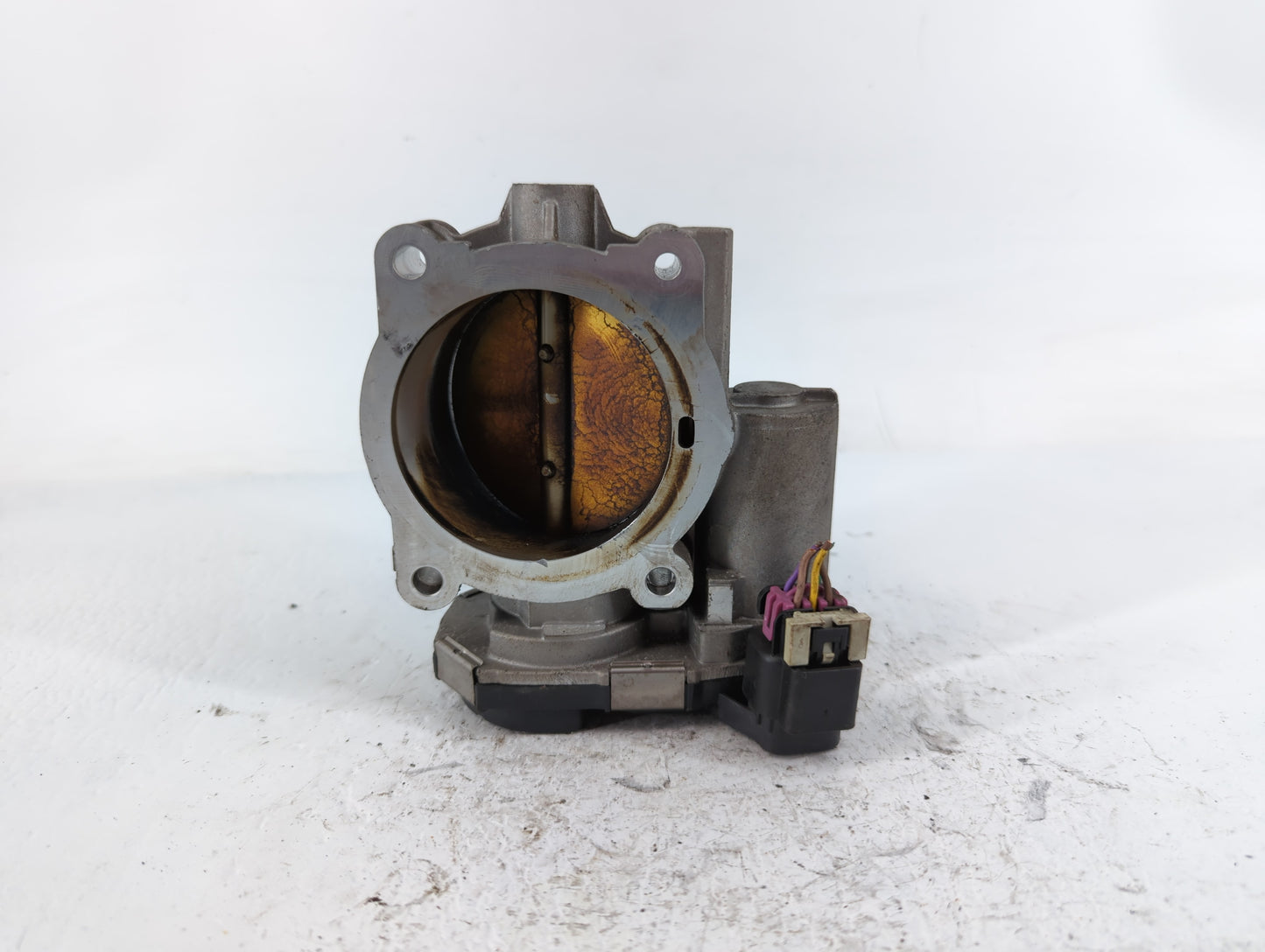 2010-2011 Chevrolet Equinox Throttle Body P/N:AA994AA8523C Fits Fits 2007 2008 2009 2010 2011 2012 OEM Used Auto Parts - Oem