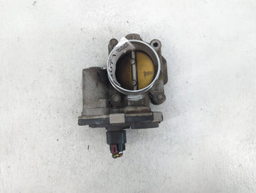 2010-2011 Chevrolet Equinox Throttle Body P/N:668AA5247 C Fits Fits 2007 2008 2009 2010 2011 2012 OEM Used Auto Parts - Oemu