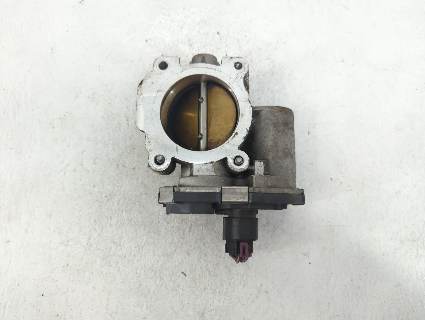 2010-2011 Chevrolet Equinox Throttle Body P/N:668AA5247 C Fits Fits 2007 2008 2009 2010 2011 2012 OEM Used Auto Parts - Oemu