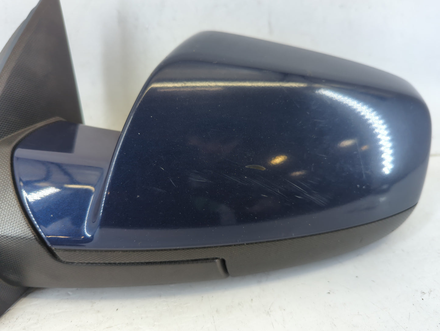2010-2011 Chevrolet Equinox Driver Side View Mirror - Left Door Mirror OEM Used - Oemusedautoparts1.com