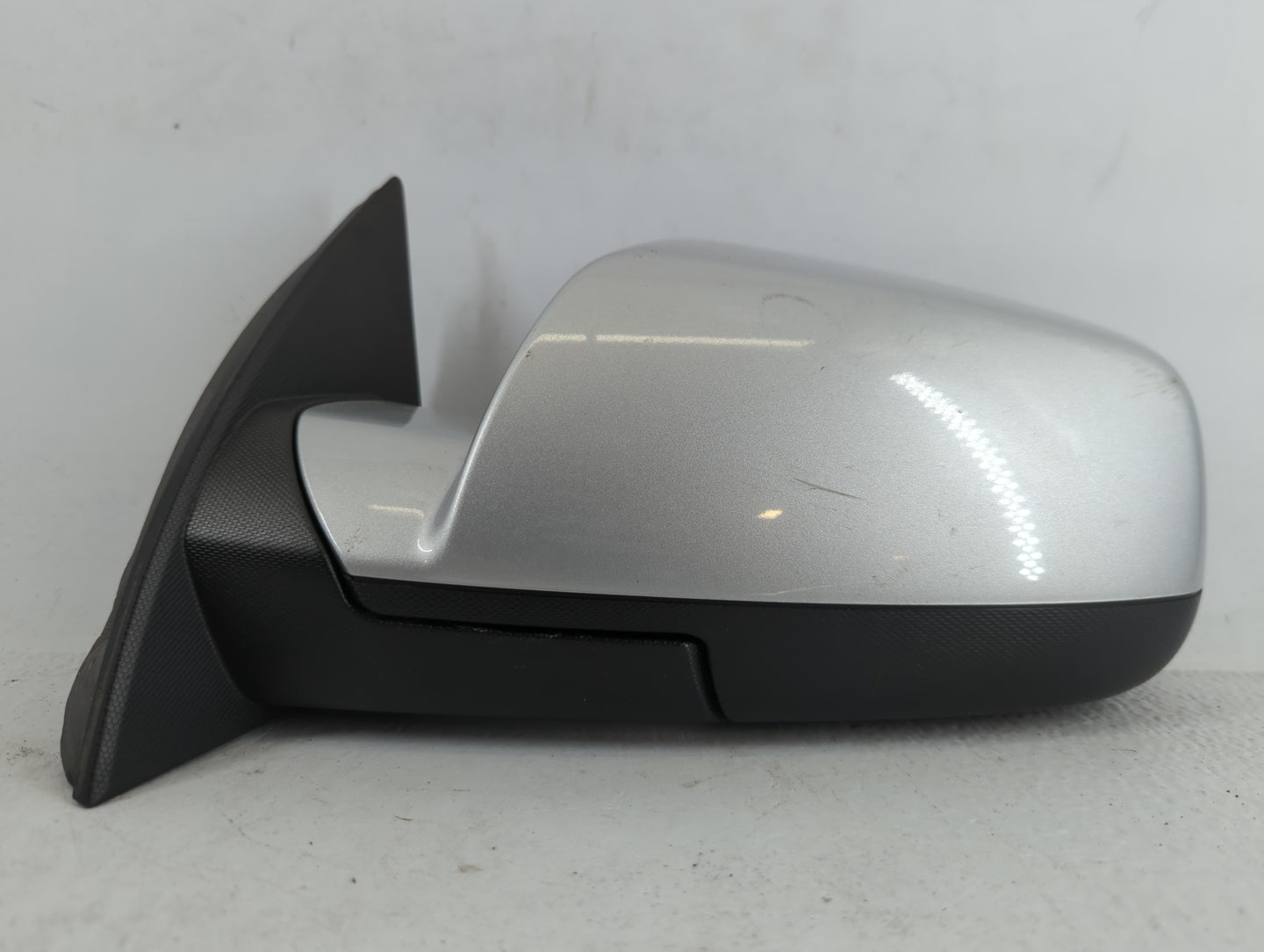 2010-2011 Chevrolet Equinox Driver Side View Mirror - Left Door Mirror OEM Used - Oemusedautoparts1.com